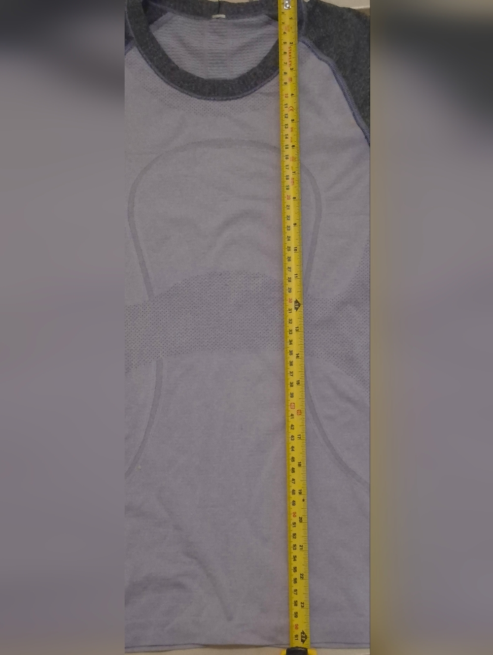 Lululemon Seamless Silverescent Short Sleeve Run Top Purple Grey Size 4 - Picture 4 of 4